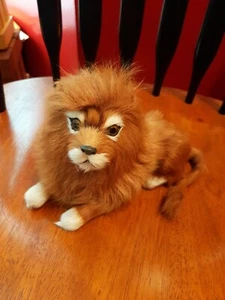Vintage 1960's "LION" / Thick Mane / Full End Tail / 10" Height - Picture 1 of 7