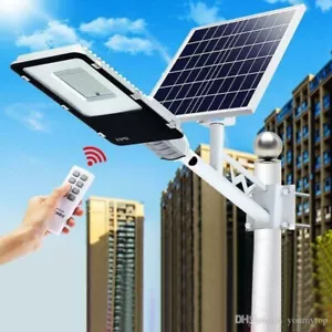 LAMPIONE STRADALE FARO A LED 200W CON PANNELLO SOLARE TELECOMANDO CREPUSCOLARE - Foto 1 di 15