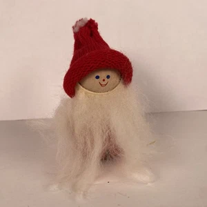 Schwedischer Weihnachtswichtel Tomte Schweden Handarbeit Holz Stoff Mütze Deko - Bild 1 von 9