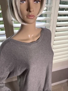 Chicos Sz 1 Boatneck Sweater Rayon Blend Gray Tone Elevated Basics SOFT MD/LG - Picture 1 of 12