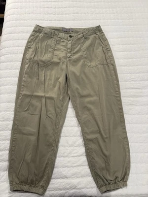 Pantalones de chándal cortos cargo tiro medio para mujer Joe's 27 caqui/oliva ropa de trabajo Foto 1 de 4