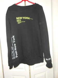 FOREVER 21--BLACK BACKGROUND WITH WHITE & YELLOW LETTERING "NEW YORK"----LARGE - Picture 1 of 3