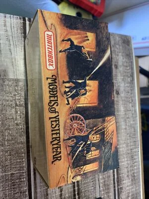 MATCHBOX MODELS OF YESTERYEAR 1932 MERCEDES-BENZ LADDER TRUCK FIRE YFE05 BOX - Image 1 of 4