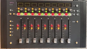 Avid Artist Mix - 8 Fader Control Surface for Protools - Picture 1 of 6