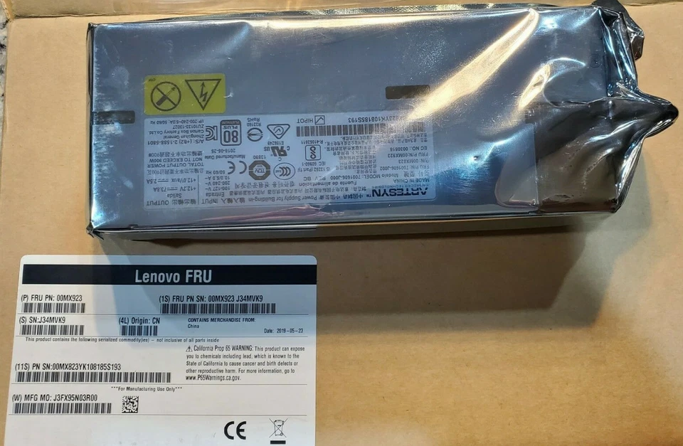 Lenovo FRU: 00MX923 / ThinkServer Hot Swap Power Supply - Image 1 of 4