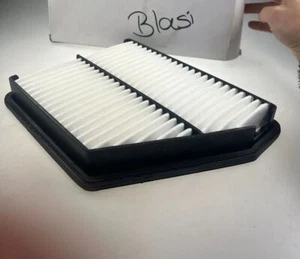 Original Hyundai air filter for HYUNDAI Matrix (FC) 28113-17500 - Picture 1 of 5