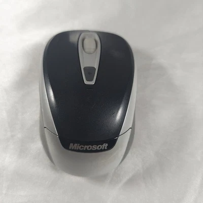 Microsoft Wireless Mobile Mouse 3000 Model 1359 - Pre-Owned - Image 1 of 4