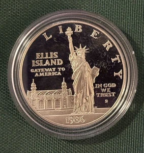 1986-S Ellis Island Silver Dollar Coin $1 Coin You See Is Coin You Get (063a) - Picture 1 of 2