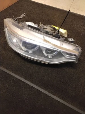 Farol de passageiros sem faróis adaptativos xenônio 2014-2016 BMW 428i  - Imagem 1 de 4