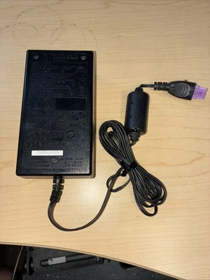 Adaptador de corriente alterna HP 0957-2105 genuino OEM HP 32V 1560mA conector PÚRPURA ¡PROBADO! Foto 1 de 4