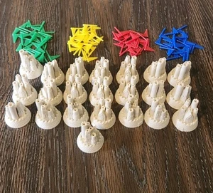 VINTAGE TOWER OF THE WIZARD KING GAME PARTS 22 CASTLES AND 90 PENNANTS 1993 - Picture 1 of 1
