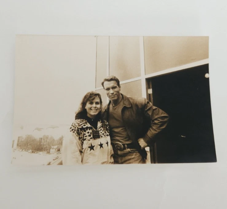 Arnold Schwarzenegger RARO En Set Fotografía Original Foto 1 de 2