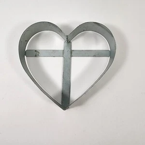 1974 Wilton Cookie Cutter Mold Heart Baking Cupid Love Anniversary Valentine's - Picture 1 of 11