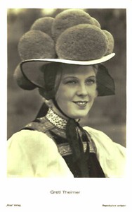 Gretl Theimer * Original Ross Postcard Postcard * No. 5242 e