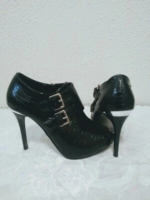 Anne Michelle Women Black Faux Patent Leather Zip Croc Peep Toe 4 1/2" Heels 8.5 - Image 1 of 3