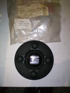 SEAT VW AUDI SKODA BORCHIA COPRIMOZZO NUOVO ORIGINALE 6H0601169A 6X0601169A - Foto 1 di 2
