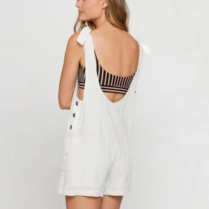 NWT L*Space Carina Cotton Woven Short Romper in Ivory Scoop Neck Size Medium - Picture 1 of 17