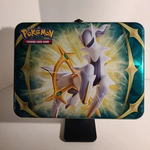 Caja de almuerzo Pokemon / juego de cartas coleccionables. 2022 con carpeta de tarjetas. - Imagen 1 de 19