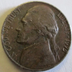 1975-P JEFFERSON NICKEL "BLACK BEAUTY" ANNEALING ERROR, XF, CIRCULATED - Picture 1 of 2