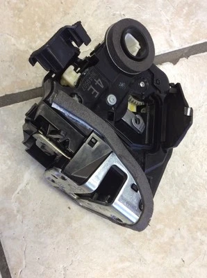 07-12 LEXUS ES350 DOOR LOCK LATCH ACTUATOR RIGHT REAR OEM  - Image 1 of 4