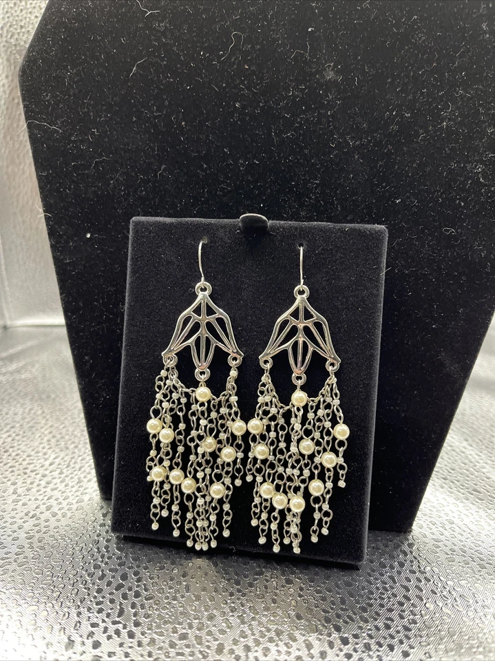 Pendientes colgantes Suzanne Somers grandes circonita cúbica talla graduada de 3 piedras Foto 1 de 1