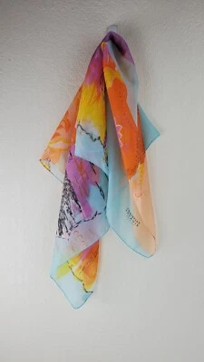 Bufanda de seda Christian Lacroix Perfumes  Foto 1 de 4