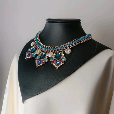 KETTE Modekette Blogger Collier goldfarben/Blautöne Opulent Modeschmuck  - Bild 1 von 4