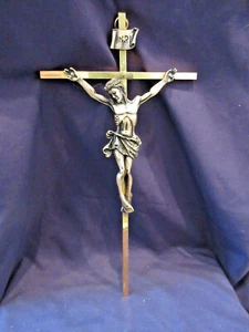 Crucifijo Cruz Latón Jesucristo Inri 12.5" x 6" Excelente Estado - Imagen 1 de 7