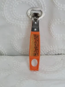Abridor de latas naranja hippie vintage MCM cocina o barra retro maximalista - Imagen 1 de 2