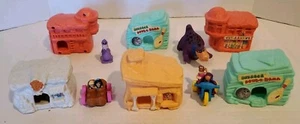 Vintage Flintstones Lot Dino Dinosaur McDonald's Toys Mini Play Set Vehicles - Picture 1 of 14