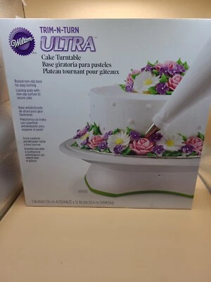 WILTON 2010 Trim N Turn Ultra Cake Turntable USED Great Condition - Image 1 of 4