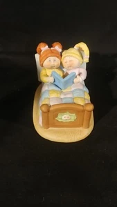 1984 Cabbage Patch Kids Porzellanfigur "Gutenachtgeschichten" - Bild 1 von 4