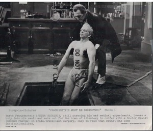 HAMMER HORROR FRANKENSTEIN MUST BE DESTROYED PETER CUSHING GEORGE PRAVDA PHOTO 1 - Picture 1 of 1