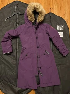 Canada goose Brittania Coyote Fur-Trim Down Parka Girls size 14 Purple - Picture 1 of 7