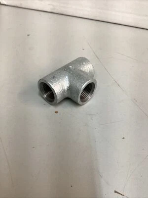 Galvanized NPT threaded 3/8” pipe tee fitting  - Image 1 of 4