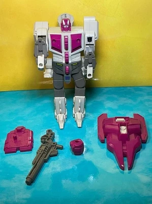 Vintage G1 Transformers Terrorcons 1987 Hasbro - Hun-Gurrr with Shield- IC - Image 1 of 4
