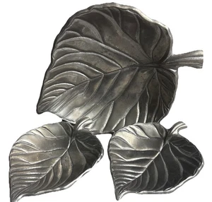 3pc Metal Leaf Shaped  Nesting Bowl Set For Serving Or Display - Picture 1 of 10