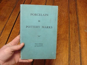 vintage PORCELAIN & POTTERY MARKS 1943 by Urban Hartman - Picture 1 of 4