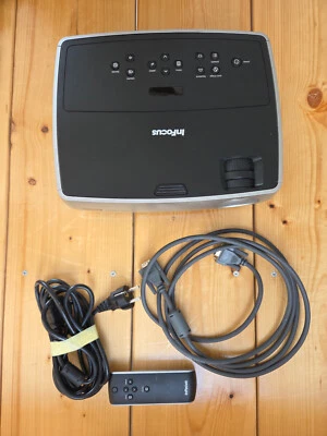 INFOCUS IN24 W240 Projector Beamer SVGA DLP 1700 Lumens Excl Remote 91 Stunden - Bild 1 von 4