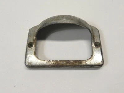 1949-50-51 FRAZER | *Б/У* РУЧКА БАГАЖНИКА ЛИЦЕНЗИОННАЯ ЛИНЗА СВЕТА, ХРОМИРОВАННЫЙ ОБОДОК - Изображение 1 из 3