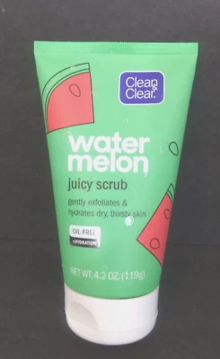 Clean And Clear Facial Scrub Womens 4.2 Oz Oil Free Watermelon Juicy Scrub NEW - Image 1 of 4