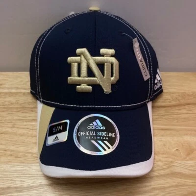 *NUEVO CON ETIQUETAS* NOTRE DAME FIGHTING IRISH Adidas Lateral Azul/Dorado NCAA Sombrero Ajustado (S/M) Foto 1 de 4