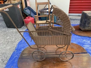 Antiker Lloyd Loom Korb Puppenwagen Spielzeug Kinderwagen 20er Jahre Menominee Michigan - Bild 1 von 5