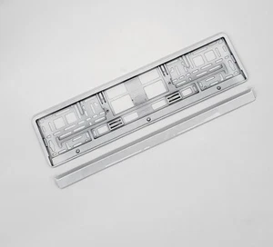 2 X Support De Plaque Blanc Brillant Plaque D'Immatriculation Métallique Blanc - Picture 1 of 12