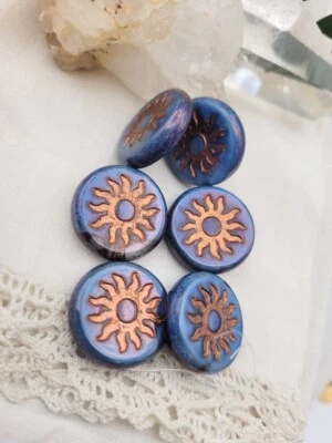 Seis, 6 cuentas de monedas de sol checas, cuentas de sol azul aciano y cobre, 22 mm x 5 mm Foto 1 de 3