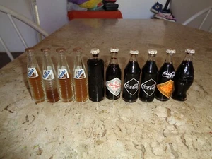 Menge 10 Cola Coca-Cola Mini Flaschen aus Brasilien aus Anfang der 1980er Jahre *SELTEN* - Bild 1 von 12
