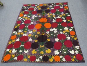 ANTIGUO UZBEKO SEDA TERCIOPELO BORDADO HECHO A MANO SUZANI 43" X 56" TELA COLGANTE - Imagen 1 de 10