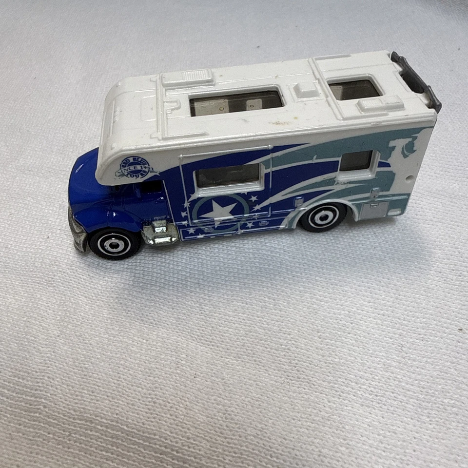 2008 Matchbox кемпинг приключения MBX мотор дома (синий/белый) - свободного - Изображение 1 из 4