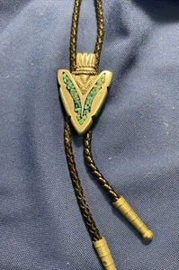Native TIE Arrowhead w/ Turquoise Resin on Black Cord & Silvertone Caps - Picture 1 of 6