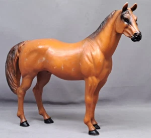 Blue Ribbon Ranch - Figura Caballo Semental Árabe Castaño 9.5" x 11.5" - Imagen 1 de 11